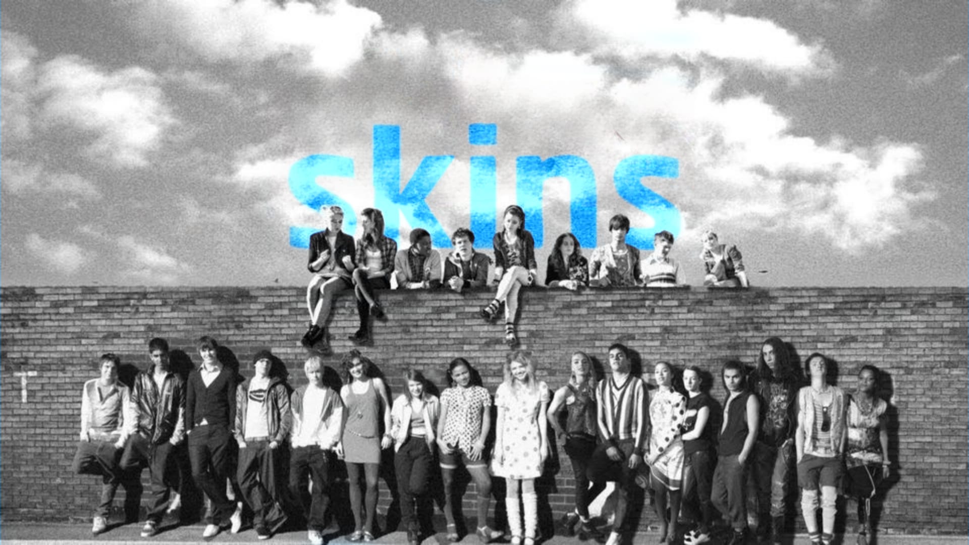 Discovery splash banner for Skins UK Discord server